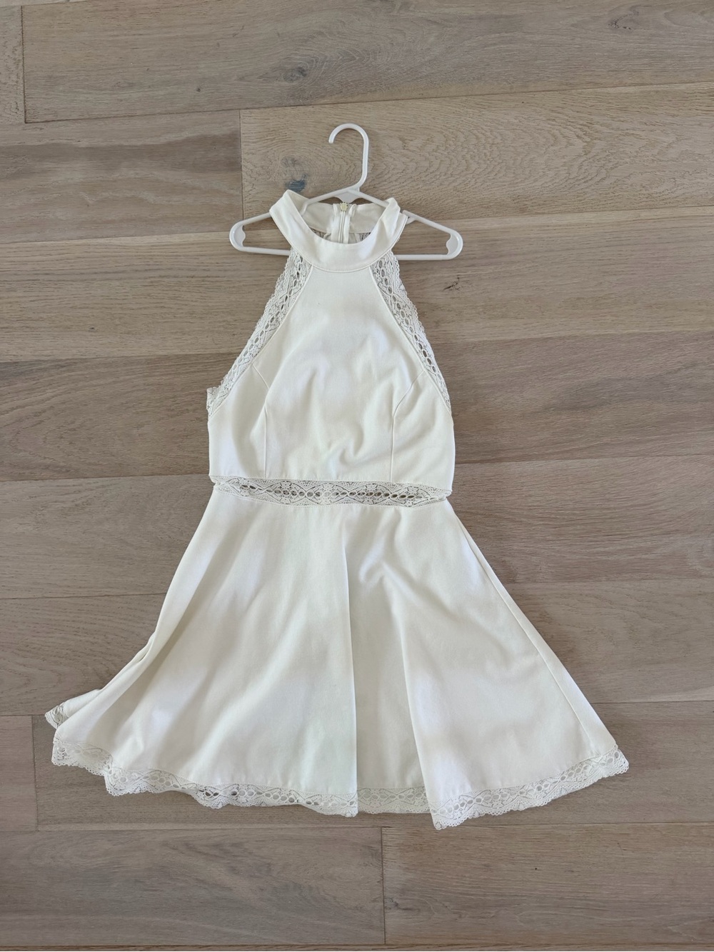 Lulu’s Small White Engagement Dress